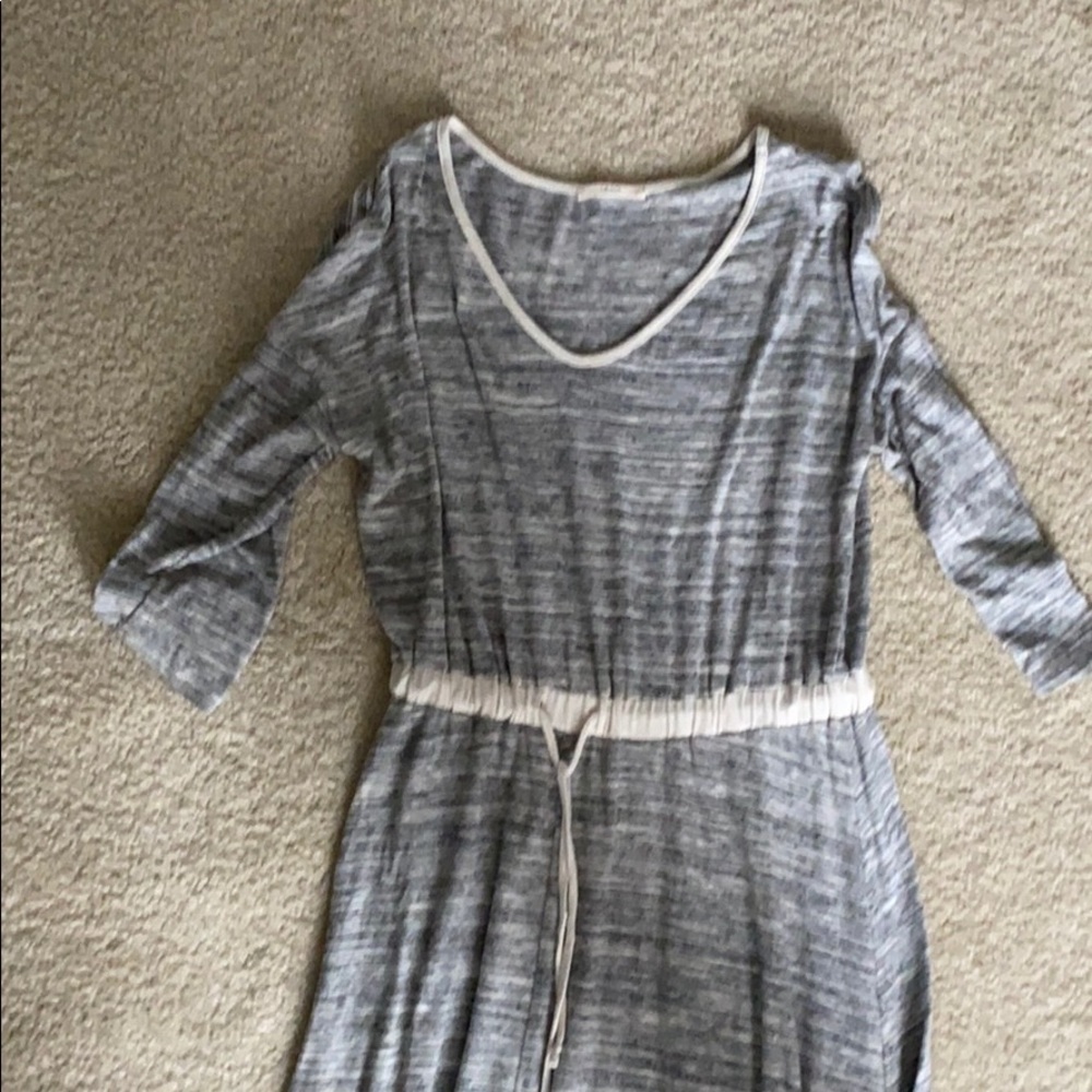 Le Lis Midi Dress